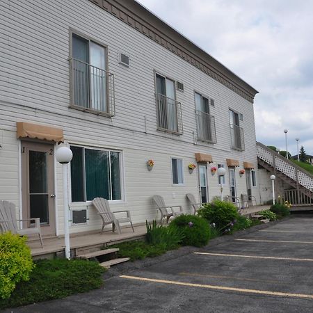 Motel Bel-Eau Montebello Exterior photo